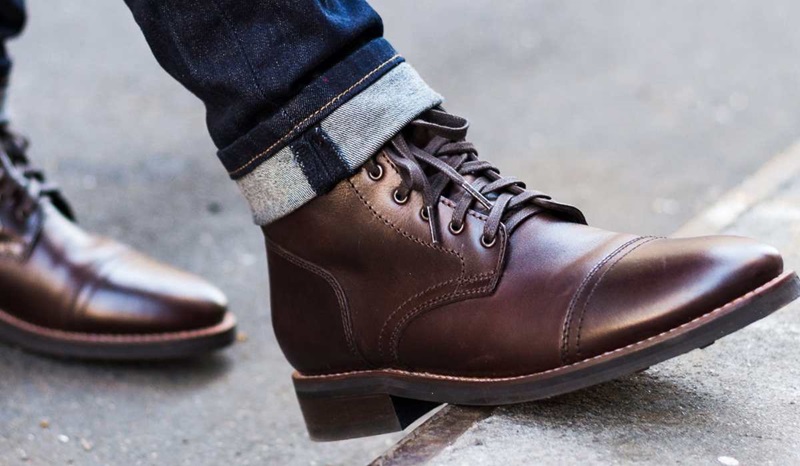man’s leather boots